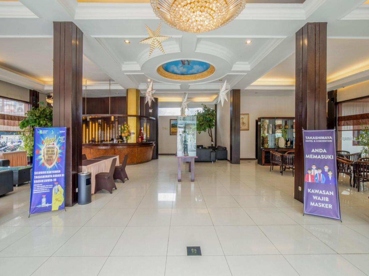 Takashimaya Hotel & Convention เล็มบัง ภายนอก รูปภาพ